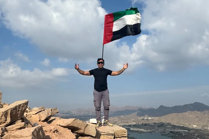 Hatta Hiking and Kayaking Adventure Tour from Dubai