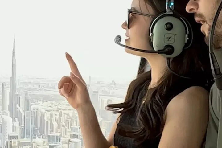 Helicopter Ride In Dubai with Complementary Transfer