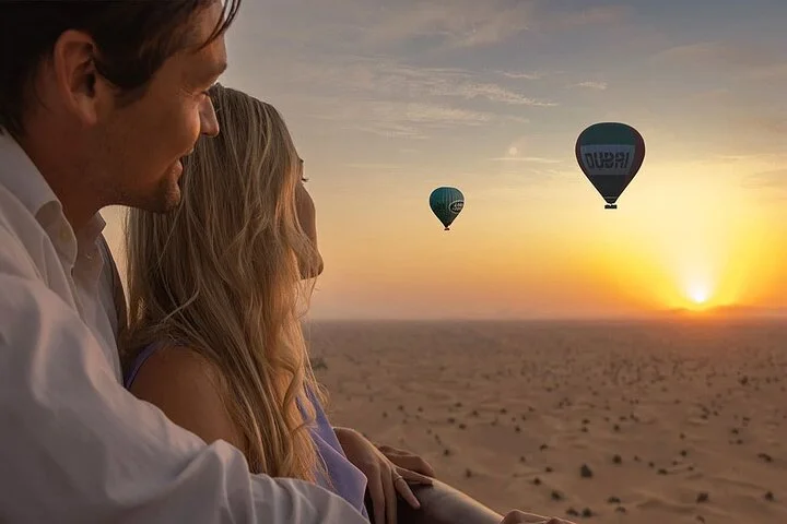 Hot Air Balloon Flight in Dubai with Breakfast, Falconry and Camel Ride