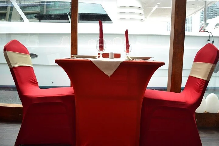 House Boat Dinner Cruise