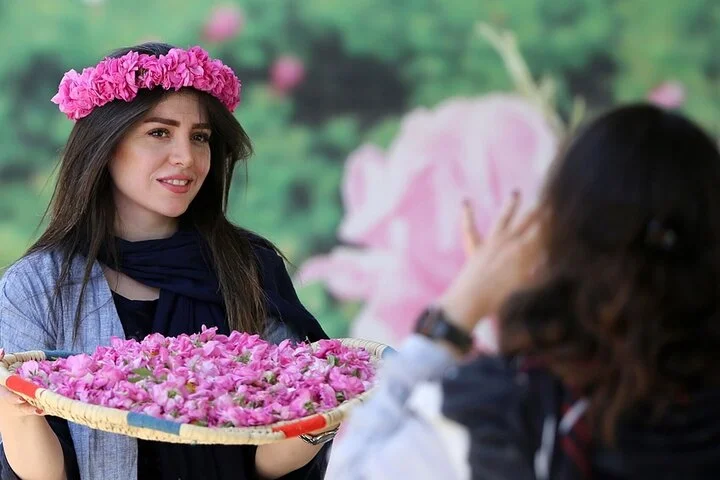 Isparta Roses fields & Tectonic Lake Salda