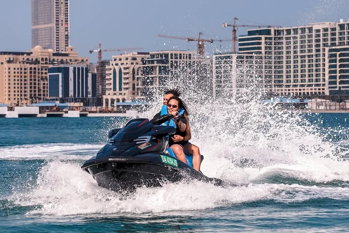 Jet Ski Ride Dubai: Burj Khalifa & Burj Al Arab with Fresh Juice