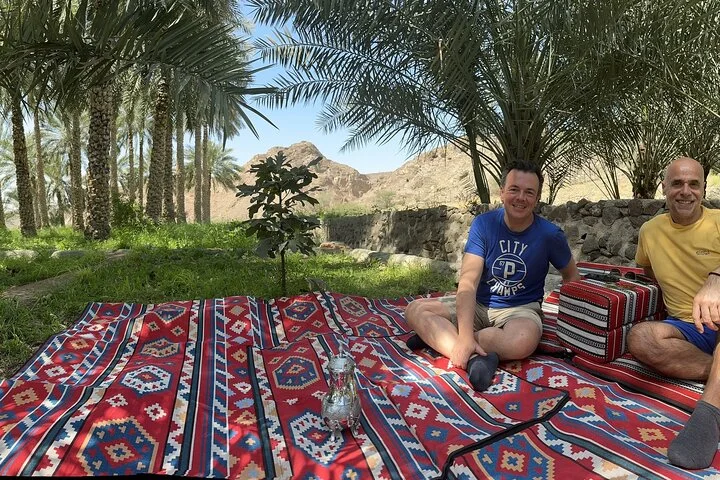 Journey to the Heart of the Emirates