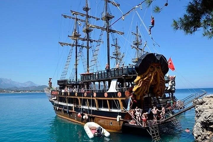 Kemer Pirate Boat Tour