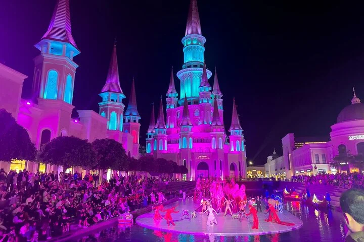 Land of Legends Night show with Roundtrip transfer from Antalya
