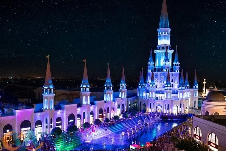 Land of Legends Night show with Roundtrip transfer from Antalya