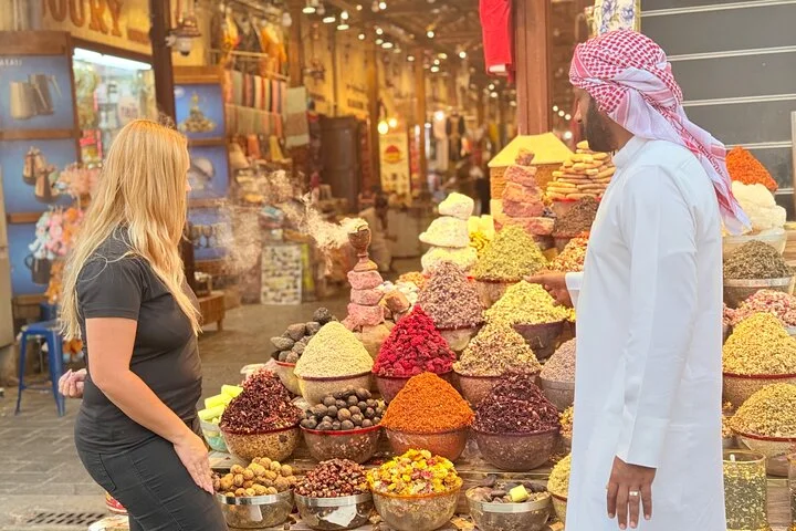 Local Food 6 Tastings Walking in Old Dubai Shopping Boat Ride