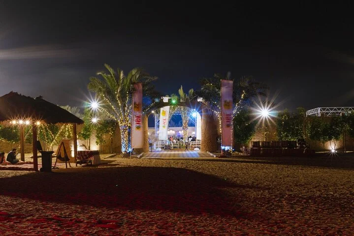 Luxurious Platinum Desert Safari Experience in Dubai