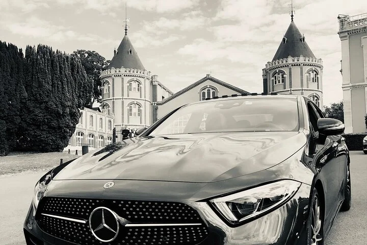 Luxury Champagne Tour(All Included): 2 Famous Houses & Restaurant