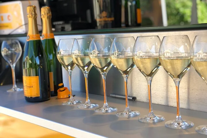 Luxury Champagne Tour(All Included): 2 Famous Houses & Restaurant