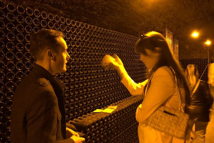 Luxury Champagne Tour(All Included): 2 Famous Houses & Restaurant