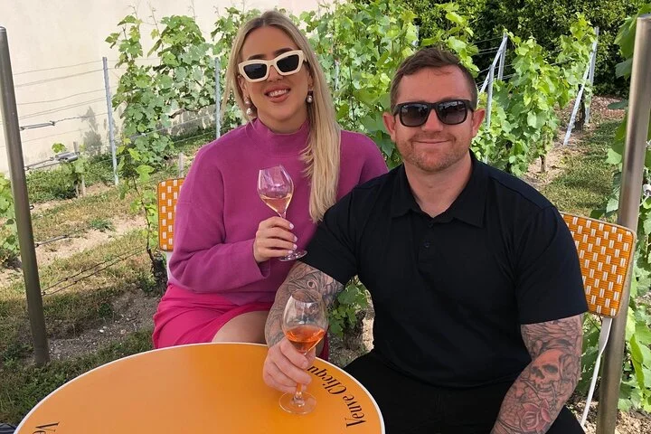 Luxury Champagne Tour(All Included): 2 Famous Houses & Restaurant