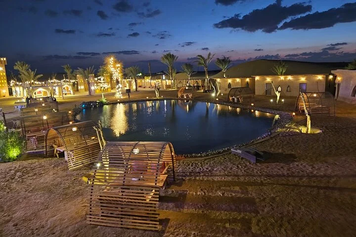 Luxury Evening Desert Safari in Dubai by Private 4x4