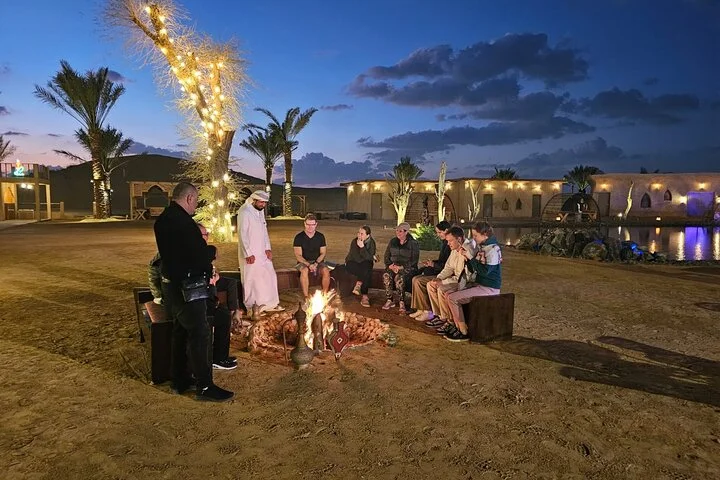 Luxury Evening Desert Safari in Dubai by Private 4x4