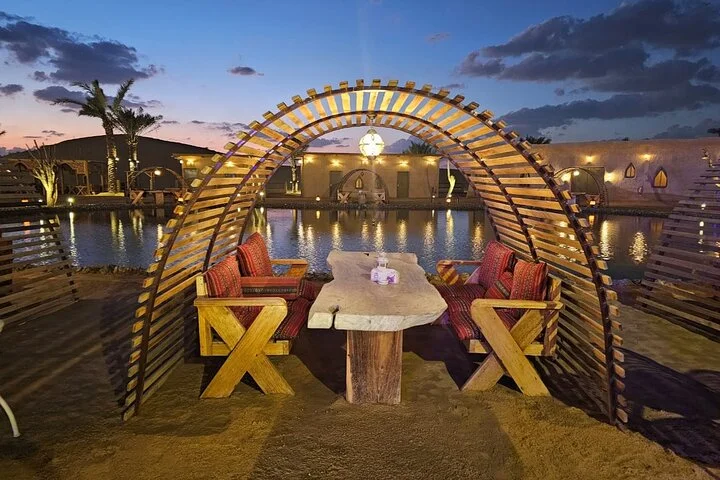 Luxury Evening Desert Safari in Dubai by Private 4x4