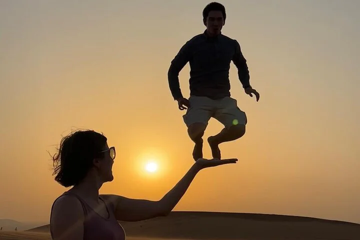 Luxury Evening Desert Safari in Dubai by Private 4x4