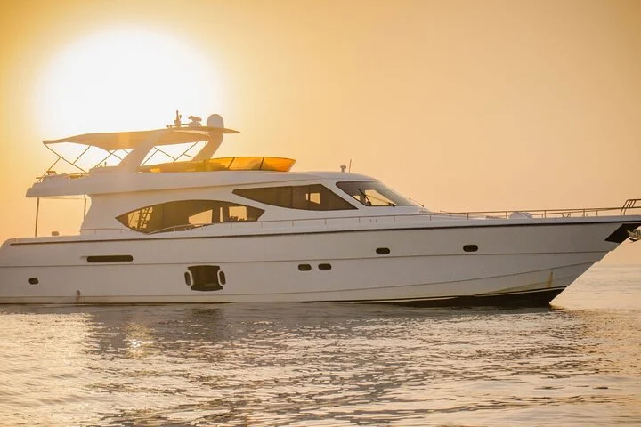 Luxury Private Yacht Tour with Views in Dubai Marina
