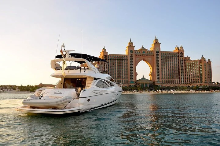 Luxury Private Yacht Tour with Views in Dubai Marina
