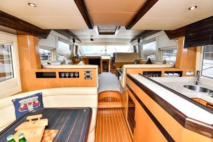 Luxury Private Yacht Tour with Views in Dubai Marina