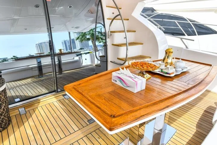Luxury Private Yacht Tour with Views in Dubai Marina