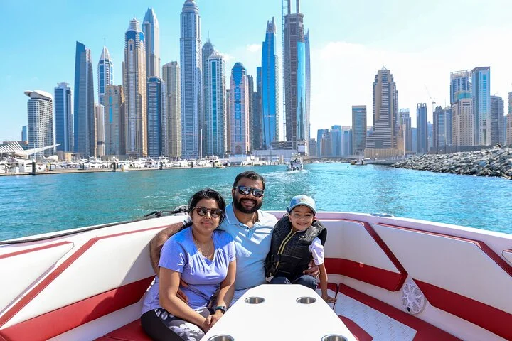 Luxury Sport Speed Boat Rental in Dubai