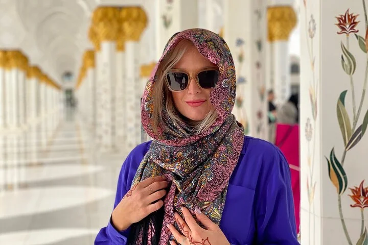 Magical Abu Dhabi Mosque Half-Day Private Guided Tour