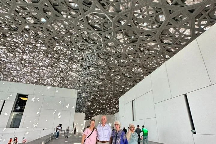 Majestic Saadiyat: Private Abu Dhabi Tour featuring Grand Mosque