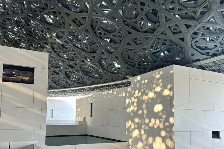 Majestic Saadiyat: Private Abu Dhabi Tour featuring Grand Mosque