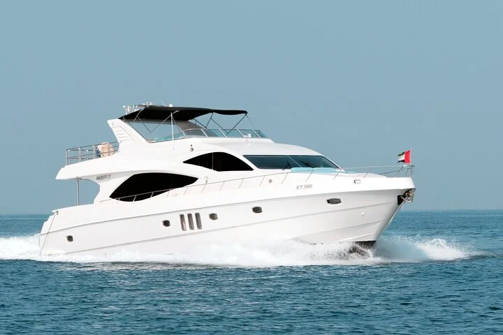 Majesty 77ft Diamond Dust — Dubai's best yacht rental