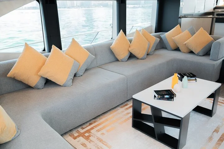 Majesty 77ft Diamond Dust — Dubai's best yacht rental