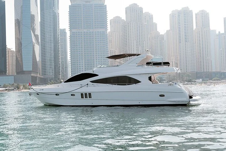 Majesty 77ft Diamond Dust — Dubai's best yacht rental