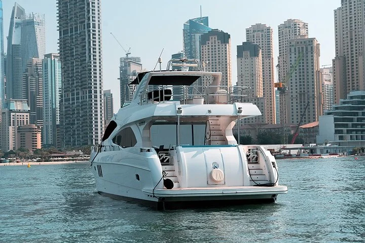 Majesty 77ft Diamond Dust — Dubai's best yacht rental
