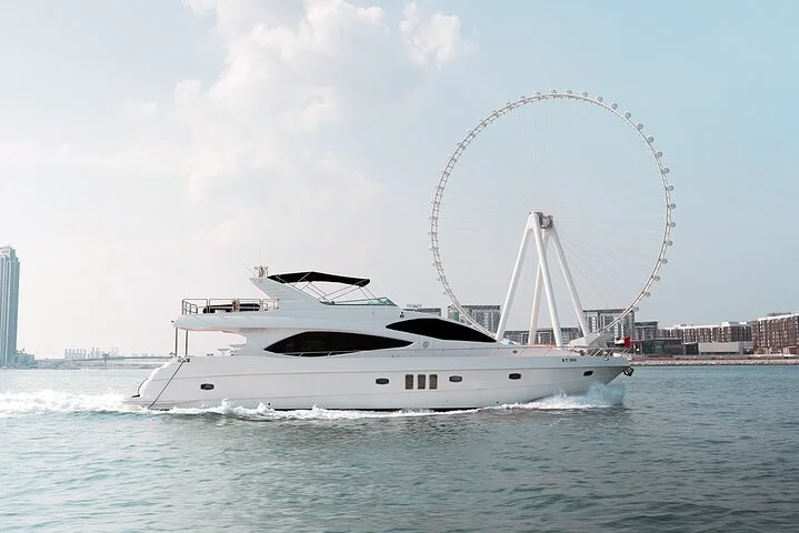 Majesty 77ft Diamond Dust — Dubai's best yacht rental