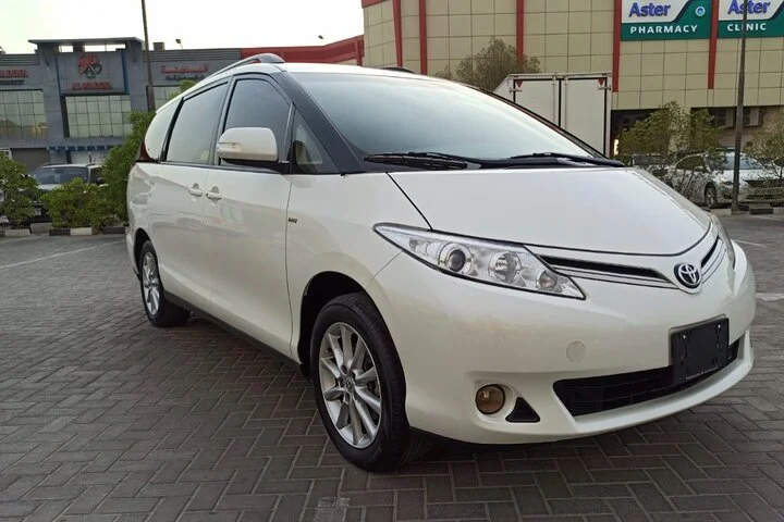 Mini Van Bus Rental Dubai 6 Seater Tourist Car