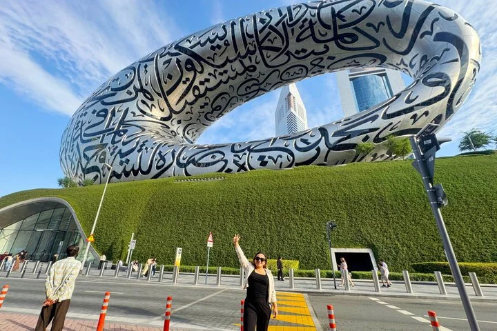 Modern Dubai City Tour with Dubai Frame, Blue Mosque, Palm Island