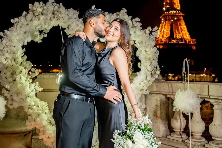 Night Photoshoot in Paris