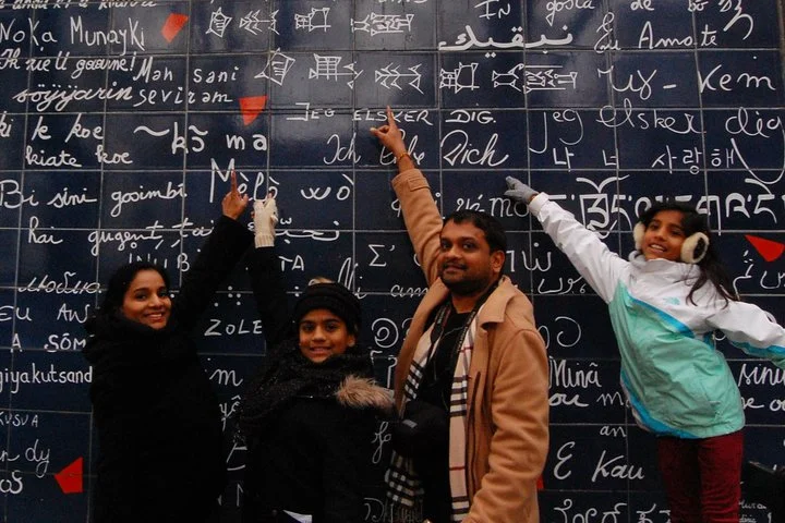 Notre Dame, Ste Chapel, Louvre, Montmartre, Eiffel Tower Private