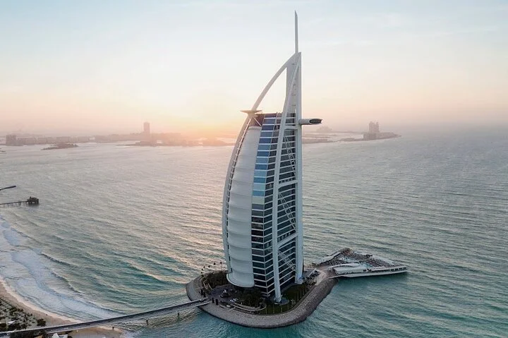 Old Dubai and New Dubai Guided Full or Half-Day City Tour