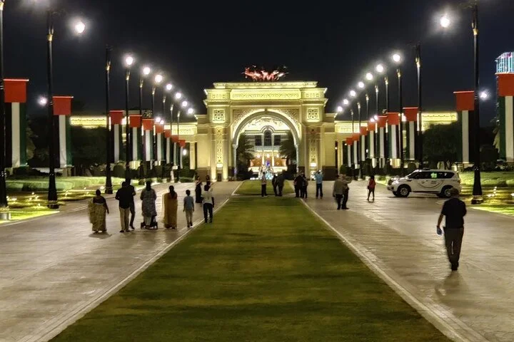 Old Dubai and New Dubai Guided Full or Half-Day City Tour