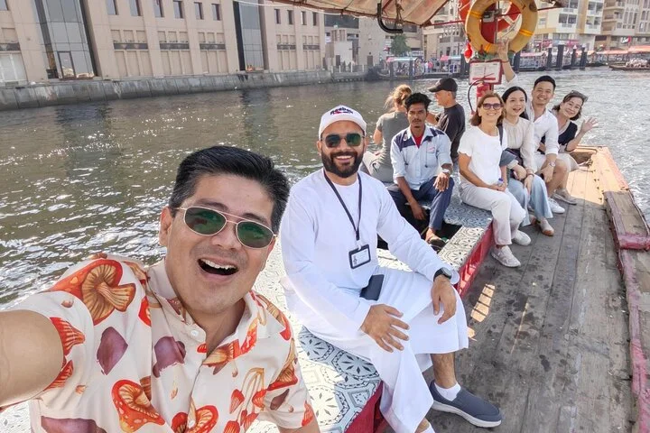Old Dubai Cultural Experience: Al Fahidi, Souks & Jumeirah Mosque
