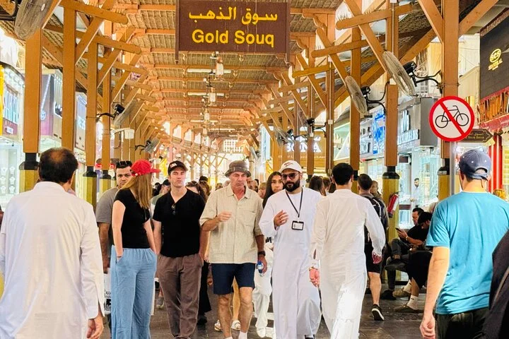 Old Dubai Cultural Experience: Al Fahidi, Souks & Jumeirah Mosque