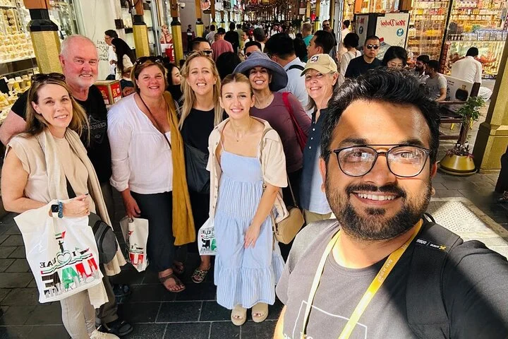 Old Dubai Walking Tour: Visit of Historical Village & Souks