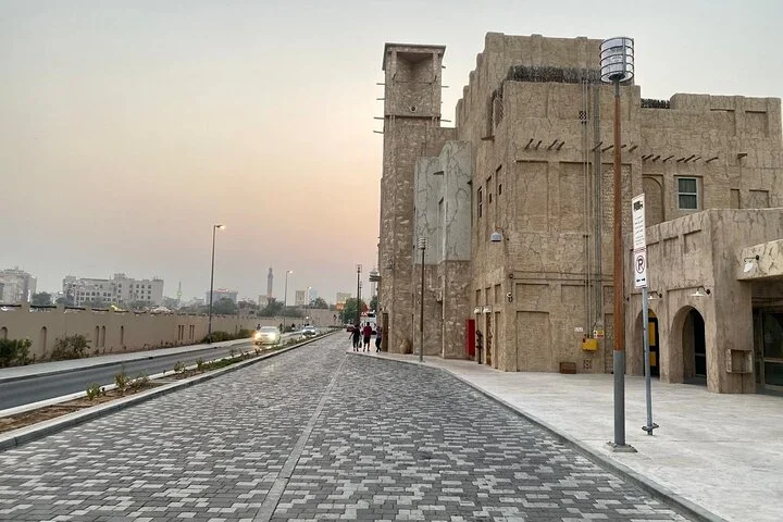 Old Dubai Walking Tour with Abra Ride