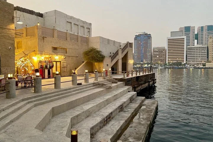 Old Dubai Walking Tour with Abra Ride