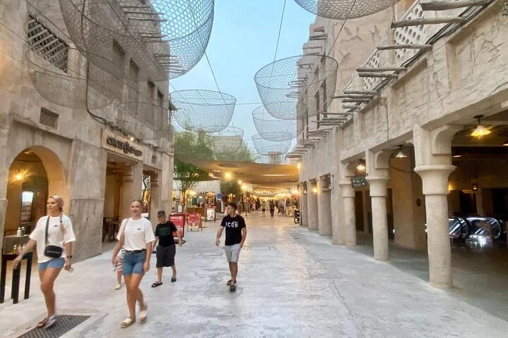 Old Dubai Walking Tour with Abra Ride