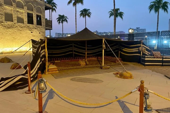 Old Dubai Walking Tour with Abra Ride