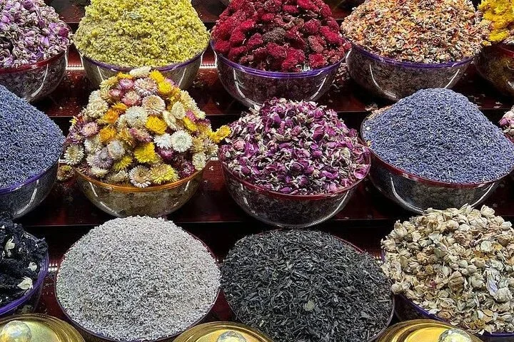 Old Dubai Walking Tour with Local Guide