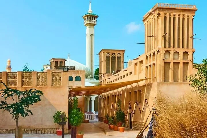 Old Dubai Walking Tour with Local Guide