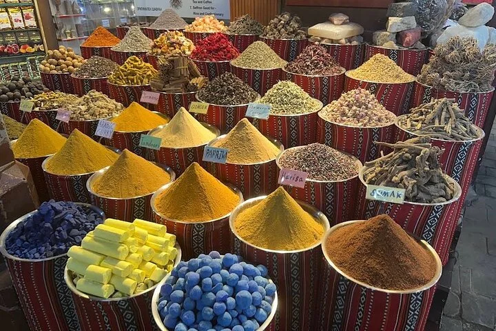 Old Dubai Walking Tour with Souks Creek and Abra Ride