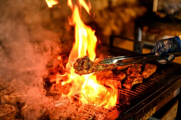 Overnight Dubai Desert Safari: BBQ, Soft Drinks & Stargazing